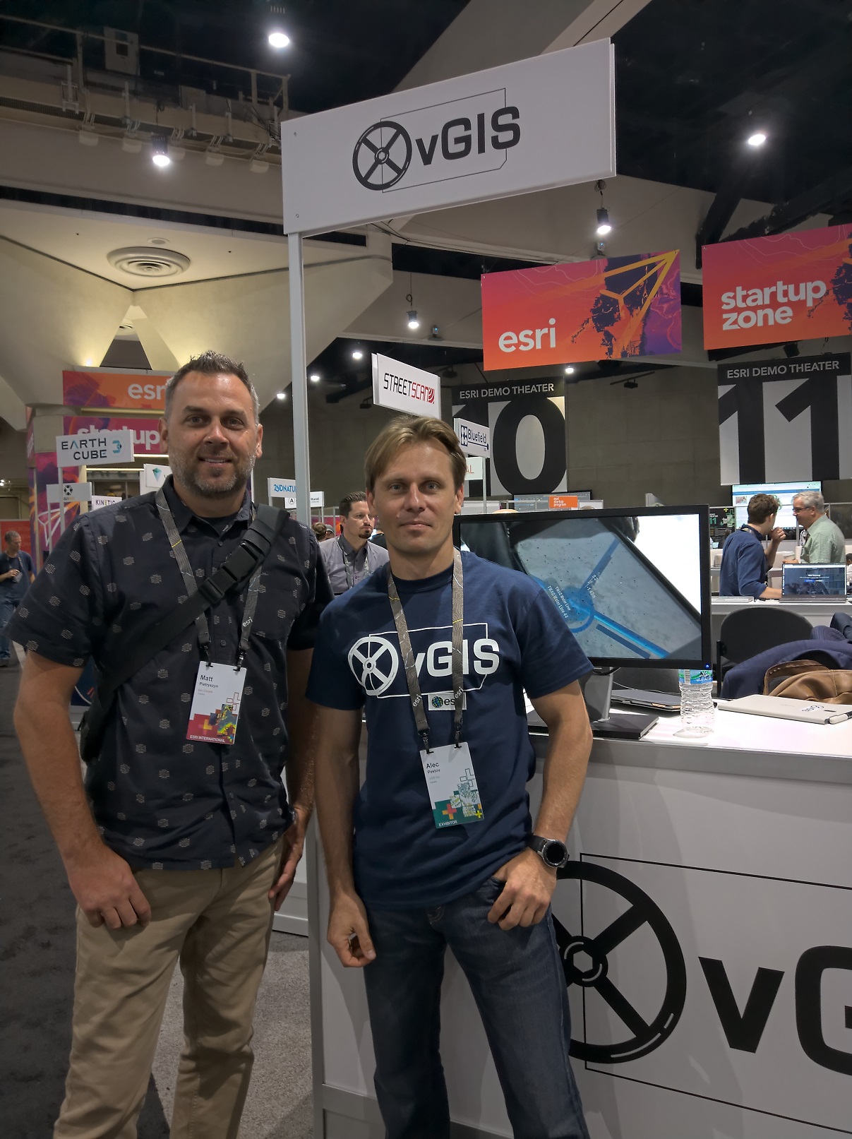 2019 Esri UC in pictures - vSite by vGIS Inc.: Make your infrastructure ...